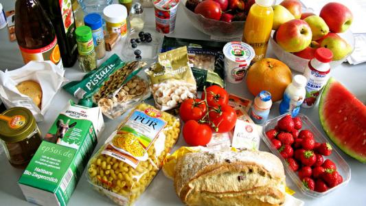 食品超過(guò)賞味期限，還能吃嗎？